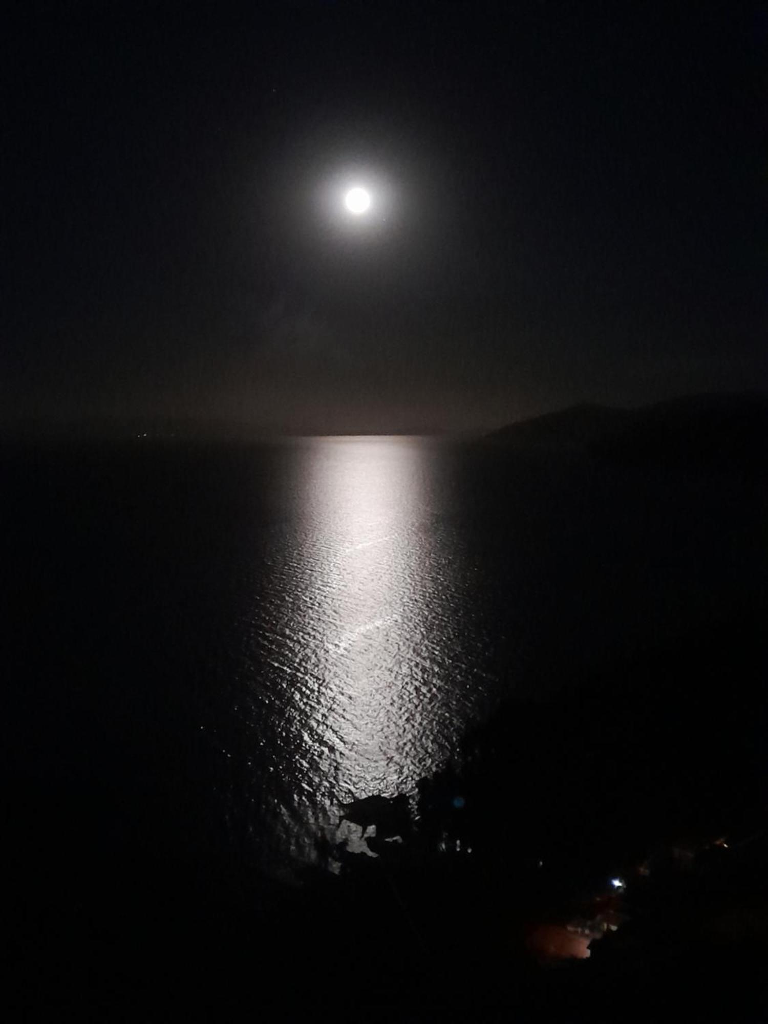 Sol Y Luna - Isla Del Sol Comunidad Yumani Exteriér fotografie